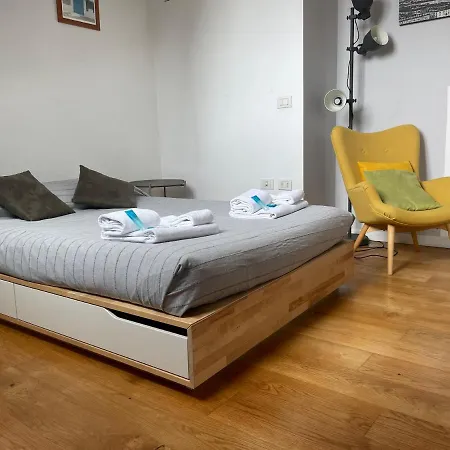 Le Petit Studio Centro Apartment *